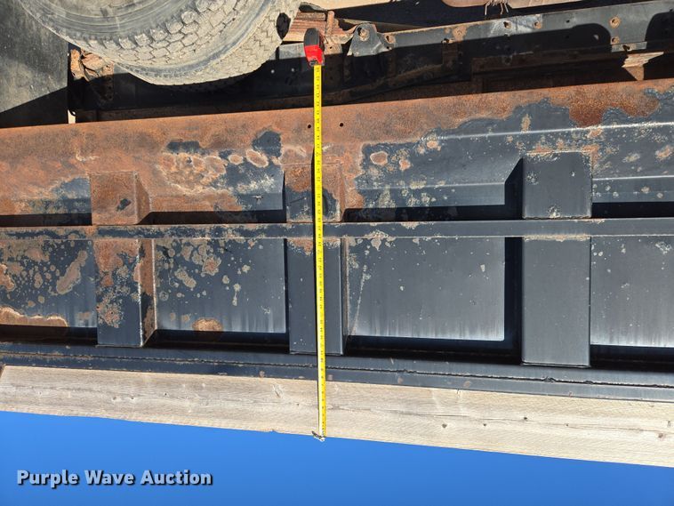 image for item DT7088 1998 GMC C7H042 dump truck