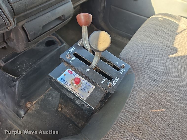 image for item DT7088 1998 GMC C7H042 dump truck