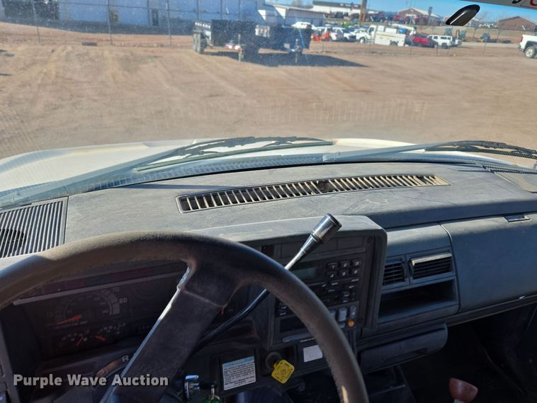 image for item DT7088 1998 GMC C7H042 dump truck