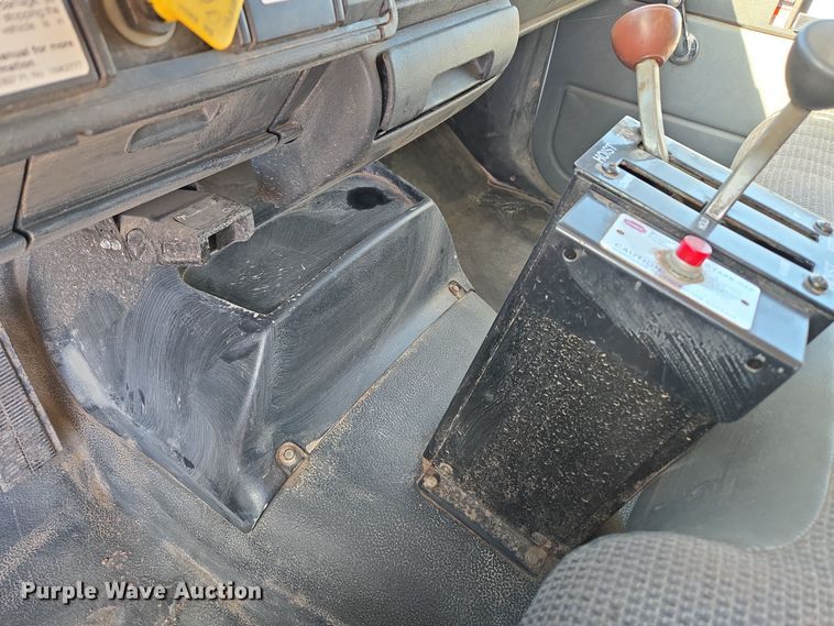 image for item DT7088 1998 GMC C7H042 dump truck