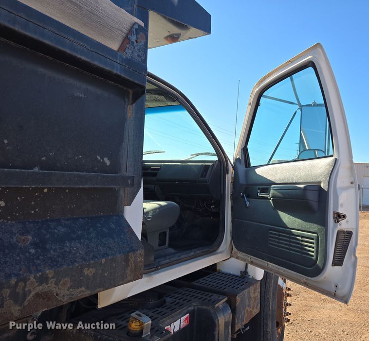 image for item DT7088 1998 GMC C7H042 dump truck