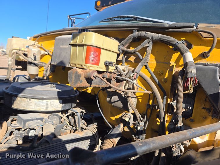 image for item DT7088 1998 GMC C7H042 dump truck