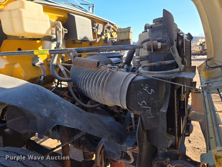 image for item DT7088 1998 GMC C7H042 dump truck