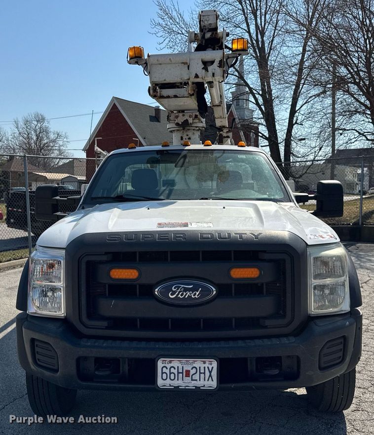 image for item DU3364 2015 Ford F450 Super Duty XL bucket truck
