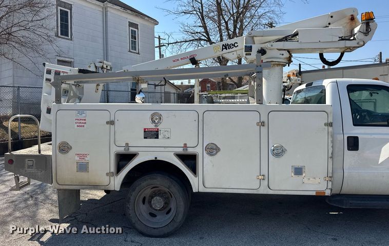 image for item DU3364 2015 Ford F450 Super Duty XL bucket truck