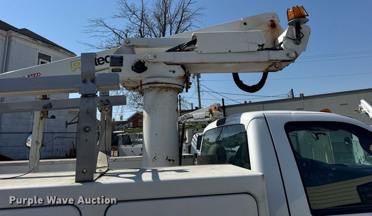 image for item DU3364 2015 Ford F450 Super Duty XL bucket truck