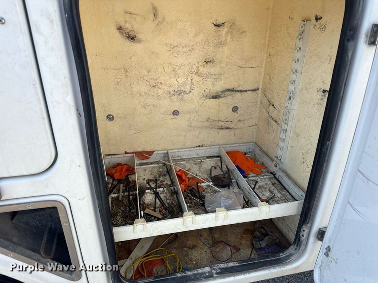 image for item DU3364 2015 Ford F450 Super Duty XL bucket truck