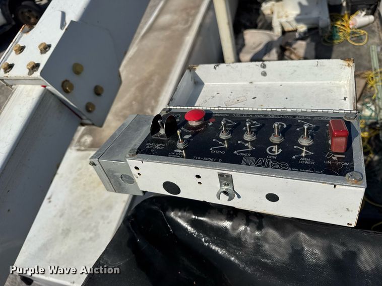 image for item DU3364 2015 Ford F450 Super Duty XL bucket truck