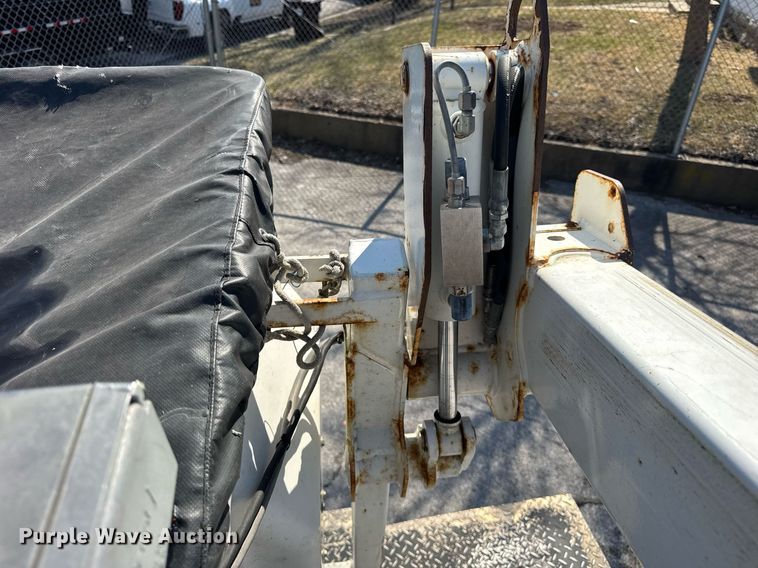 image for item DU3364 2015 Ford F450 Super Duty XL bucket truck