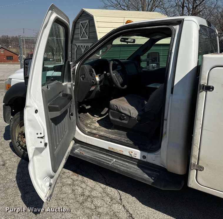 image for item DU3364 2015 Ford F450 Super Duty XL bucket truck