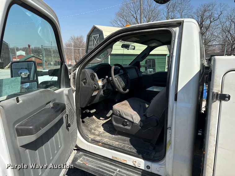 image for item DU3364 2015 Ford F450 Super Duty XL bucket truck