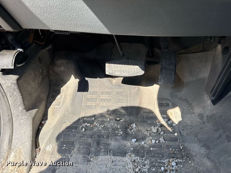 image for item DU3364 2015 Ford F450 Super Duty XL bucket truck