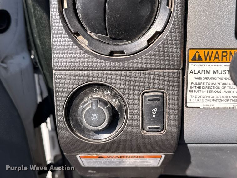 image for item DU3364 2015 Ford F450 Super Duty XL bucket truck