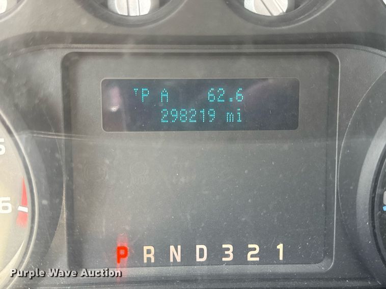 image for item DU3364 2015 Ford F450 Super Duty XL bucket truck