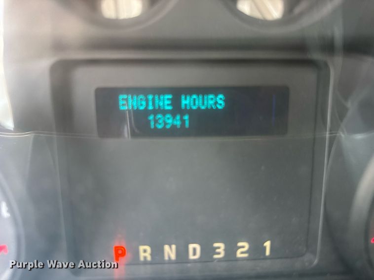 image for item DU3364 2015 Ford F450 Super Duty XL bucket truck