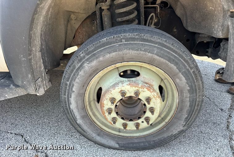 image for item DU3364 2015 Ford F450 Super Duty XL bucket truck