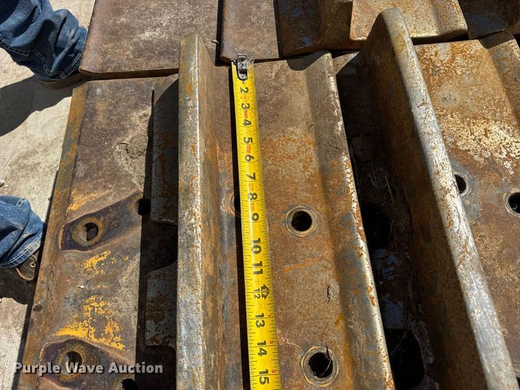 image for item DU3385 24