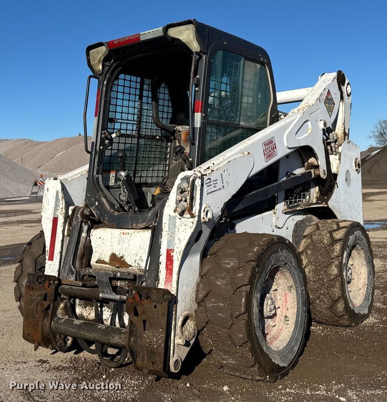 image for item DU3389 2013 Bobcat S770 skid steer loader