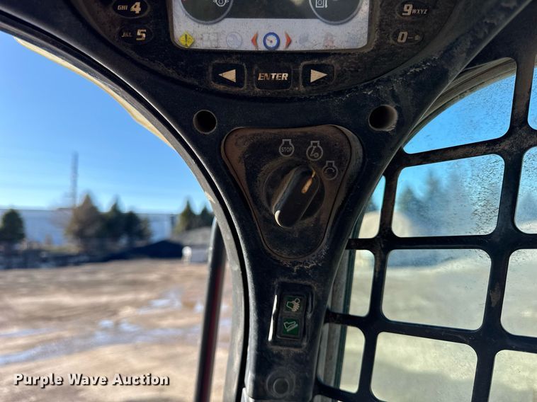 image for item DU3389 2013 Bobcat S770 skid steer loader