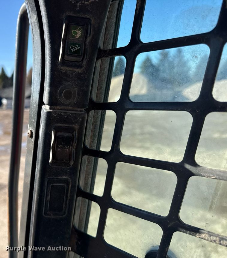 image for item DU3389 2013 Bobcat S770 skid steer loader