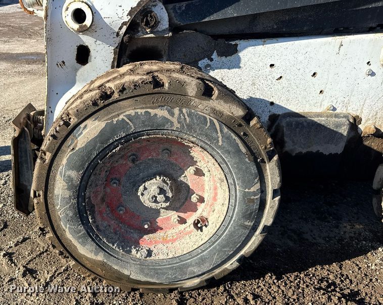 image for item DU3389 2013 Bobcat S770 skid steer loader