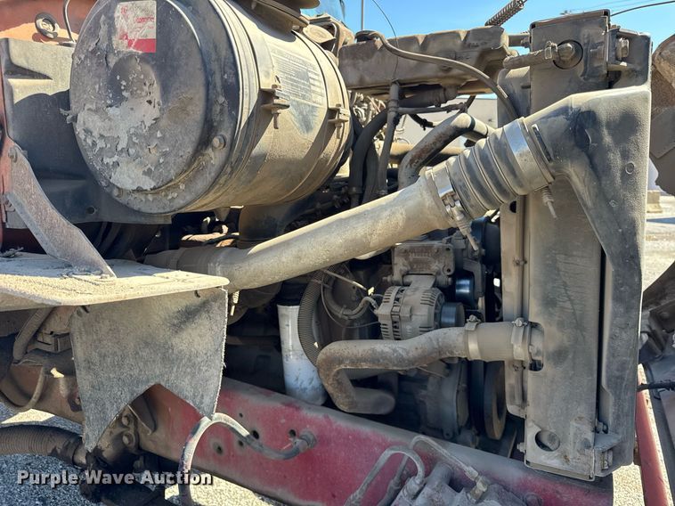 image for item DU3411 1995 Ford LNT8000 dump truck