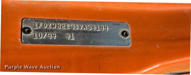 image for item DU3411 1995 Ford LNT8000 dump truck