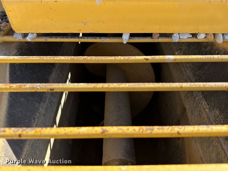 image for item DU3417 2007 Etnyer Quad chip spreader