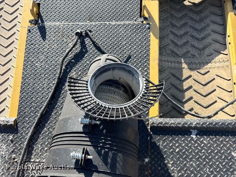 image for item DU3417 2007 Etnyer Quad chip spreader