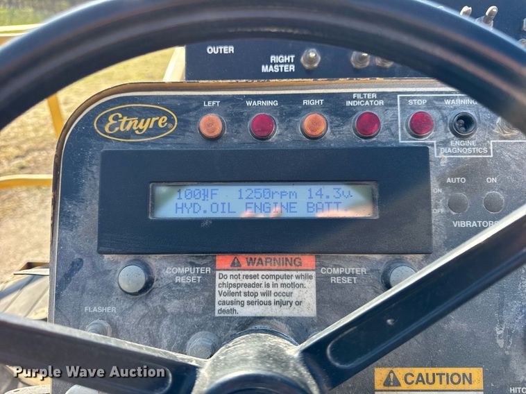 image for item DU3417 2007 Etnyer Quad chip spreader