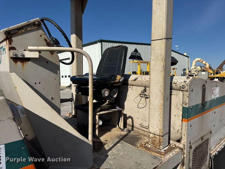 image for item DU3418 Smooth AP934 pneumatic roller