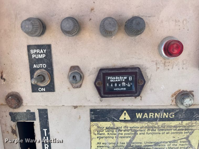 image for item DU3418 Smooth AP934 pneumatic roller