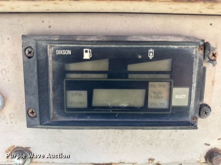 image for item DU3418 Smooth AP934 pneumatic roller