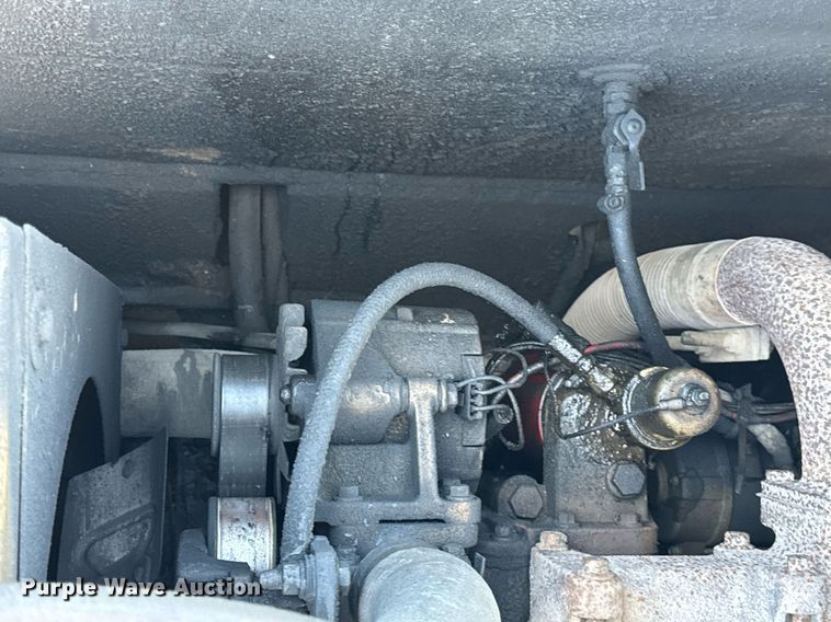 image for item DU3418 Smooth AP934 pneumatic roller