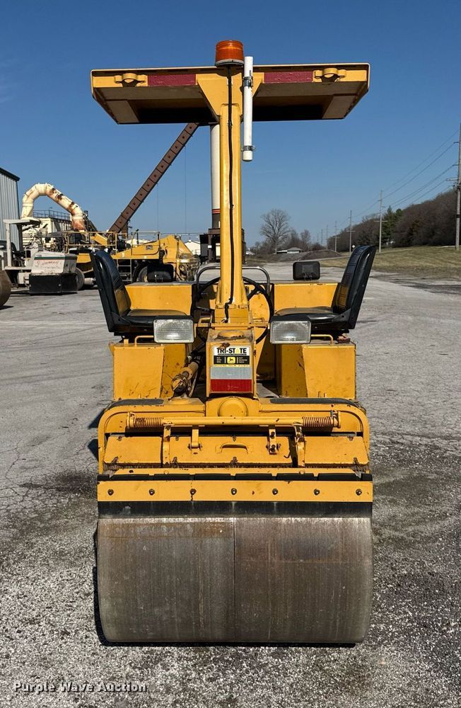 image for item DU3419 2000 Hypac C330B double drum roller