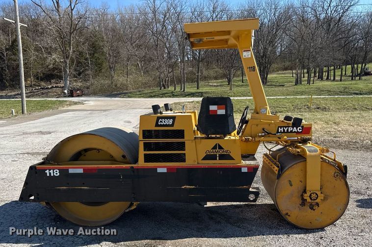 image for item DU3419 2000 Hypac C330B double drum roller