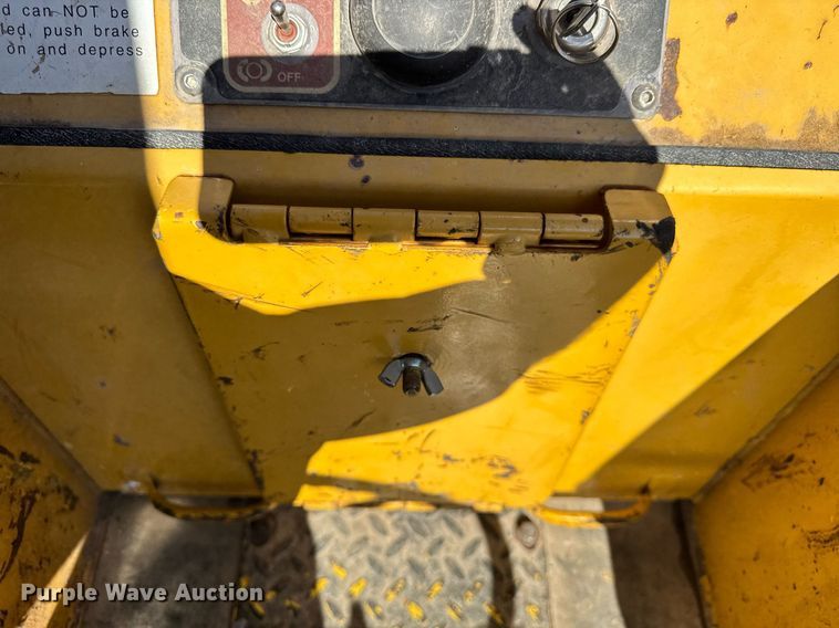 image for item DU3419 2000 Hypac C330B double drum roller