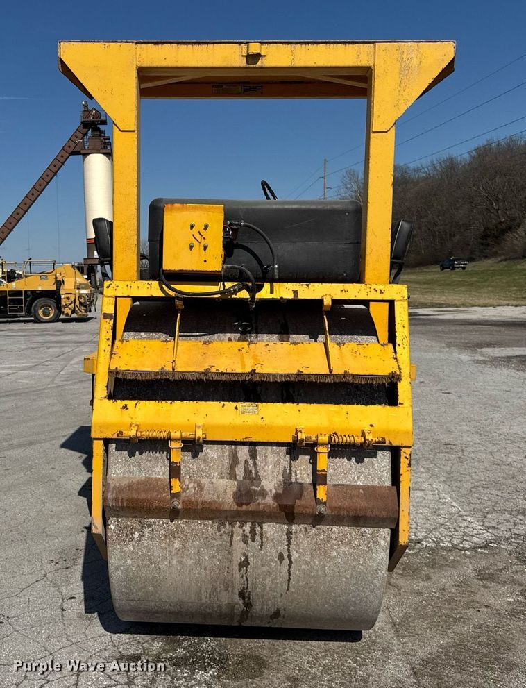 image for item DU3421 Ingram 10-15 Ton double drum roller