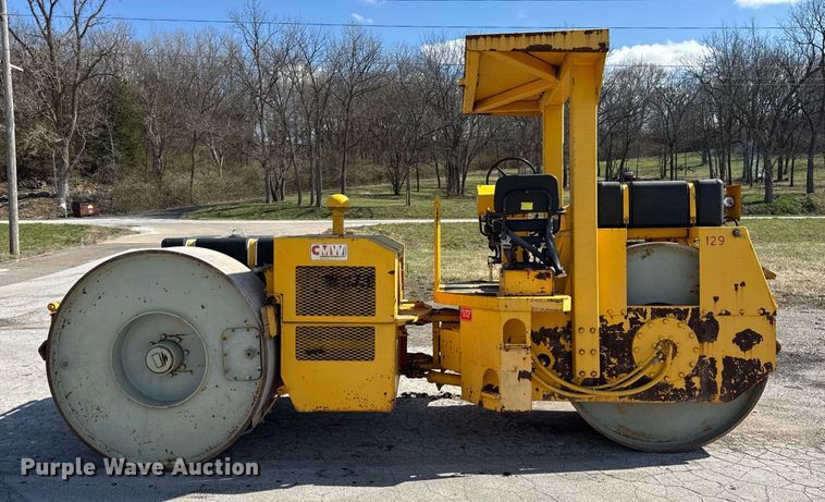 image for item DU3421 Ingram 10-15 Ton double drum roller