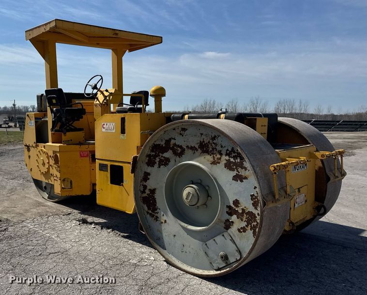 image for item DU3421 Ingram 10-15 Ton double drum roller