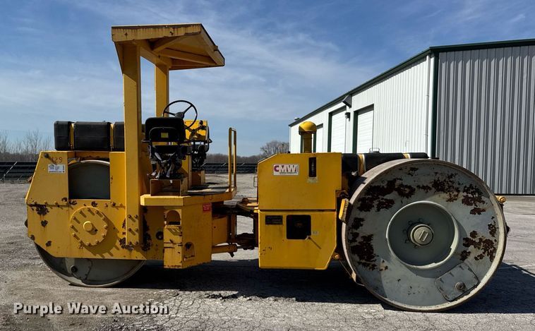 image for item DU3421 Ingram 10-15 Ton double drum roller