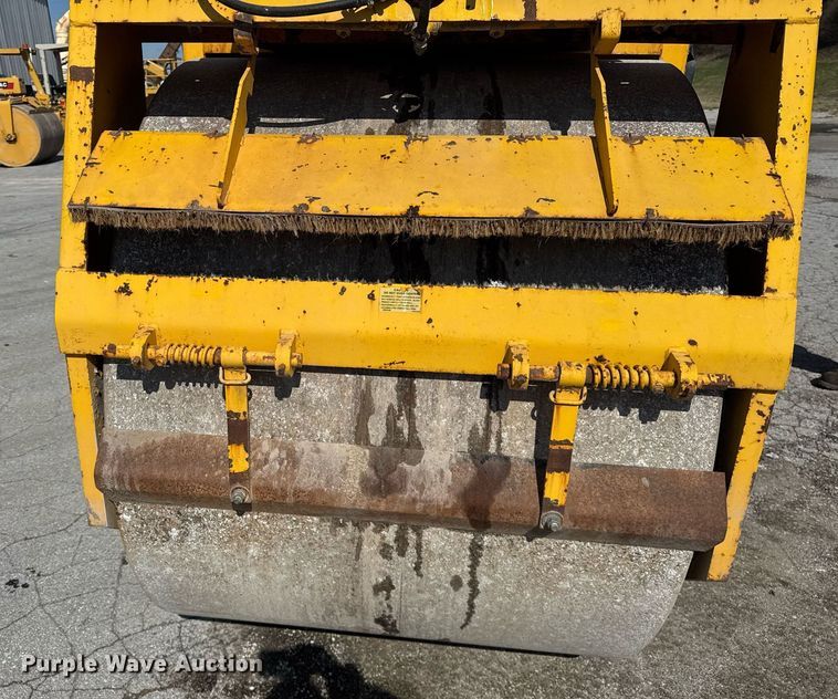 image for item DU3421 Ingram 10-15 Ton double drum roller