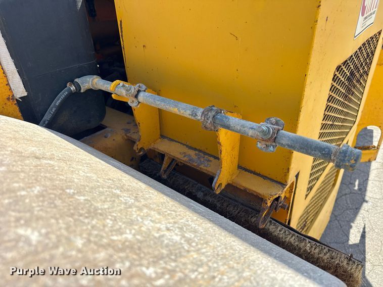 image for item DU3421 Ingram 10-15 Ton double drum roller