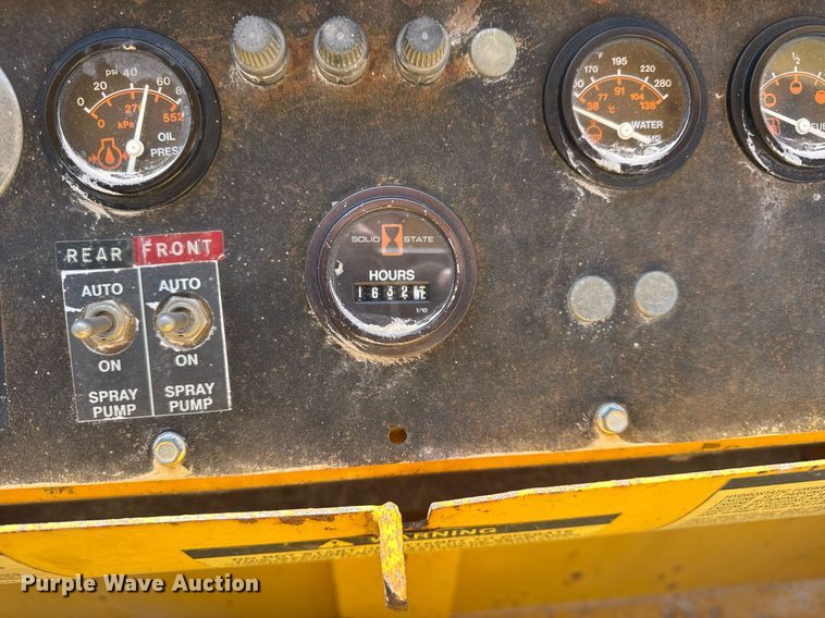 image for item DU3421 Ingram 10-15 Ton double drum roller