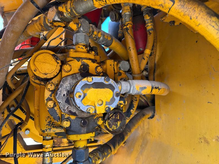 image for item DU3421 Ingram 10-15 Ton double drum roller