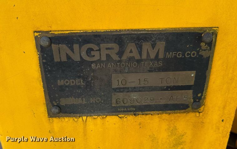 image for item DU3421 Ingram 10-15 Ton double drum roller