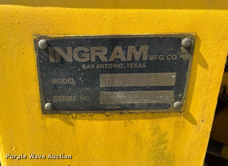 image for item DU3421 Ingram 10-15 Ton double drum roller