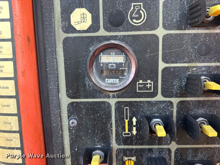 image for item DU3422 2007 JLG E450AJ boom lift