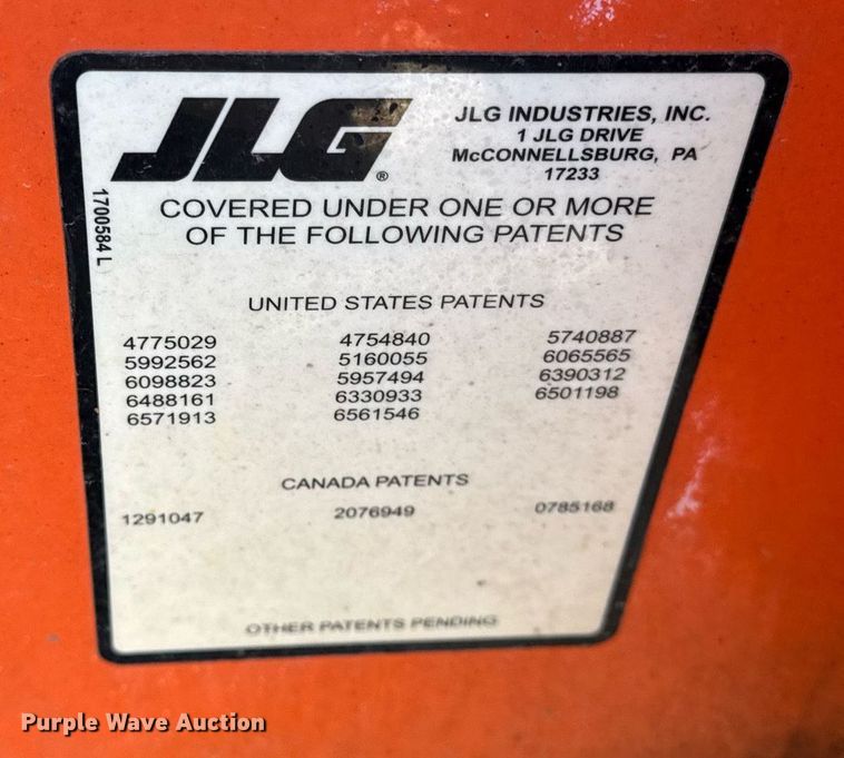 image for item DU3422 2007 JLG E450AJ boom lift