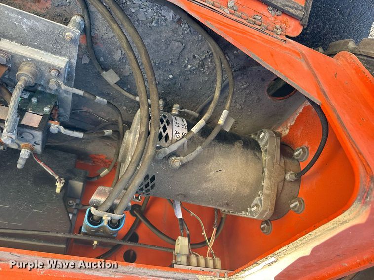 image for item DU3422 2007 JLG E450AJ boom lift